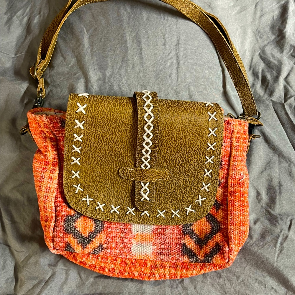Myra Bag